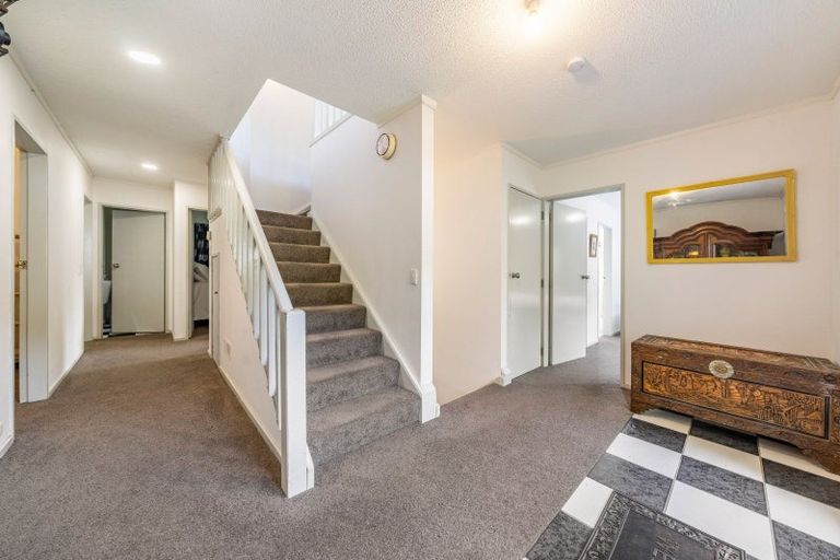 Photo of property in 14 Westhaven Drive, Tawa, Wellington, 5028