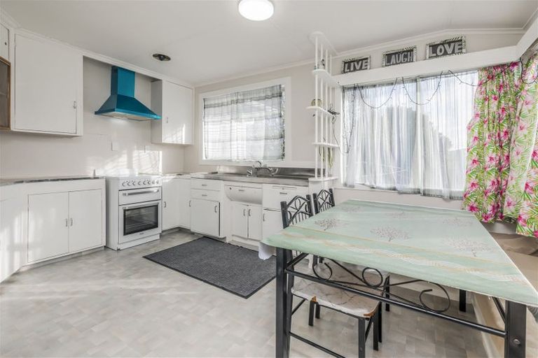 Photo of property in 38 Browns Road, Manurewa, Auckland, 2102