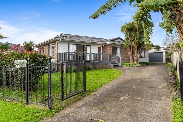 Photo of property in 61 Charntay Avenue, Clover Park, Auckland, 2019