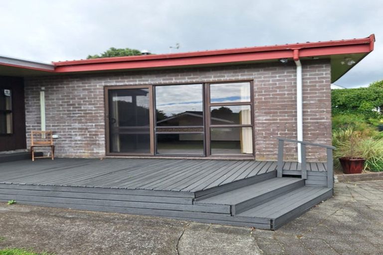 Photo of property in 20 Whakapaki Street, Urenui, 4375