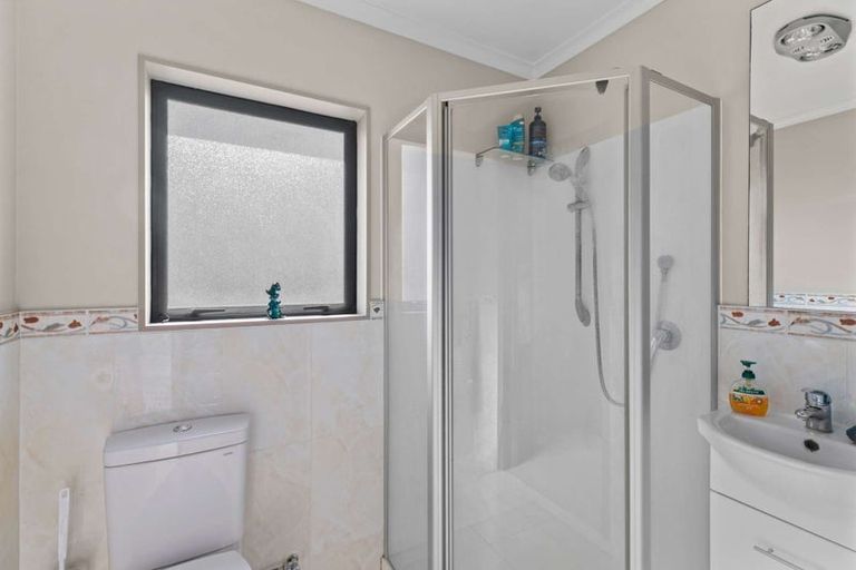 Photo of property in 49g Martyn Street, Waiuku, 2123