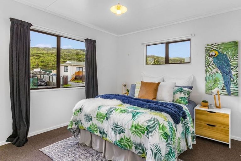 Photo of property in 32 Nassau Avenue, Grenada North, Wellington, 5028