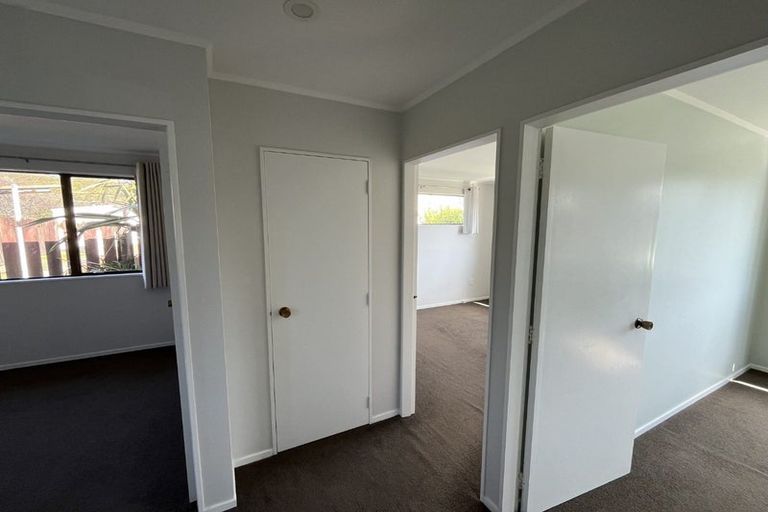 Photo of property in 31 Nassau Avenue, Grenada North, Wellington, 5028