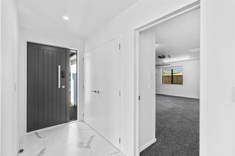 Photo of property in 5 Matamoe Drive, Halswell, Christchurch, 8025