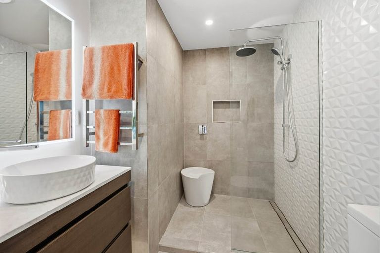 Photo of property in 136 Kilkenny Drive, East Tamaki Heights, Auckland, 2016