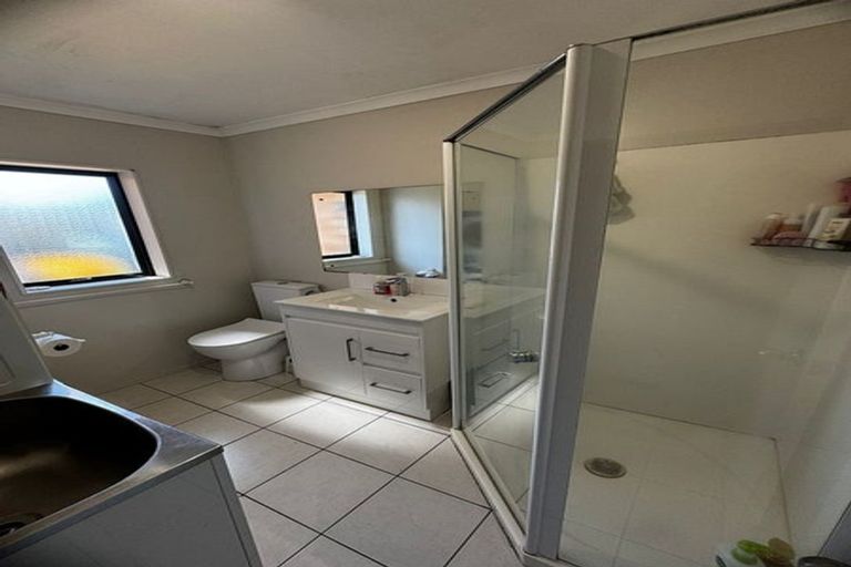 Photo of property in 22 Carrick Glen Avenue, Flat Bush, Auckland, 2019