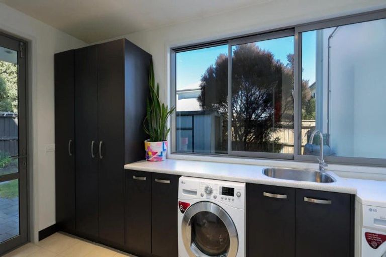 Photo of property in 5 Curtis Street, Stoke, Nelson, 7011