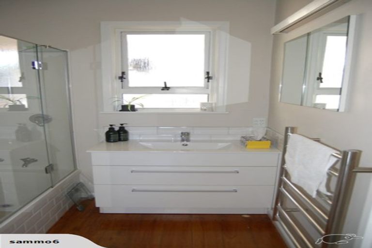 Photo of property in 15 Waterhouse Street, Taradale, Napier, 4112