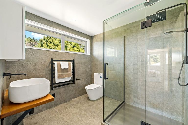 Photo of property in 120a Matipo Road, Te Atatu Peninsula, Auckland, 0610