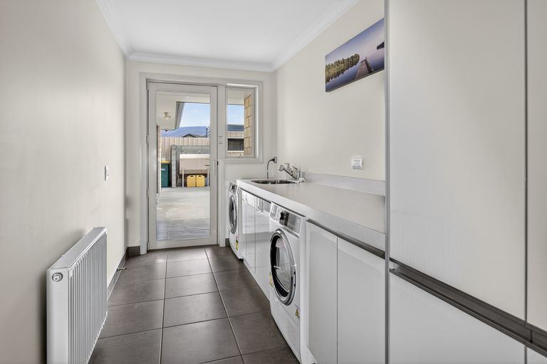 Photo of property in 10 Larch Crescent, Alexandra, 9320