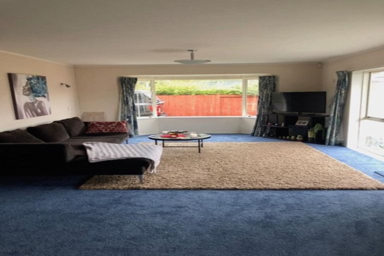 Photo of property in 3b Hemi Street, Waikanae, 5036