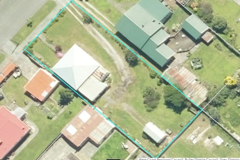 Photo of property in 23 Doyle Street, Blaketown, Greymouth, 7805