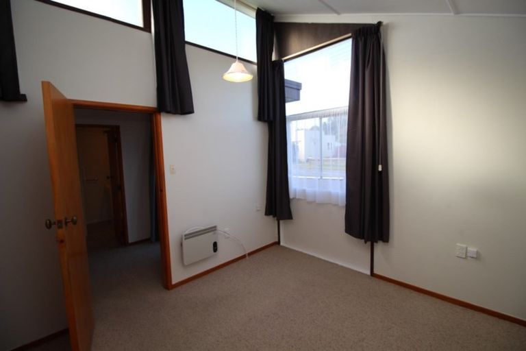 Photo of property in 12 Totara Street, Marton, 4710