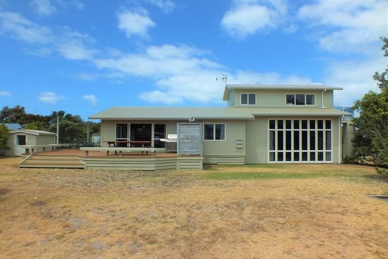 Photo of property in 618 Matarangi Drive, Matarangi, Whitianga, 3592