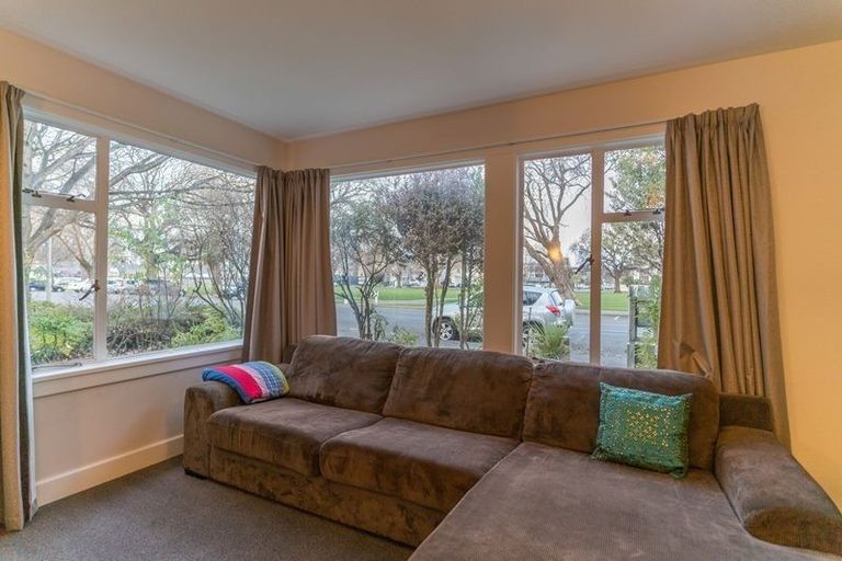 Photo of property in 24 Chester Street West, Christchurch Central, Christchurch, 8013