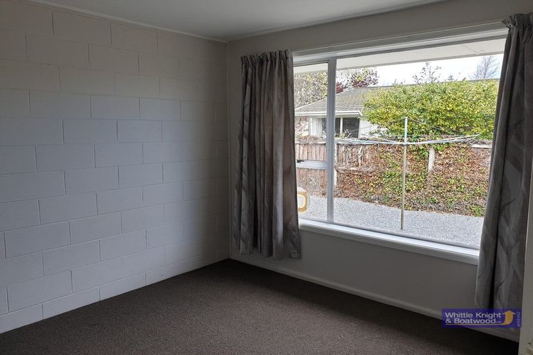 Photo of property in 2/79 Champion Street, Edgeware, Christchurch, 8013