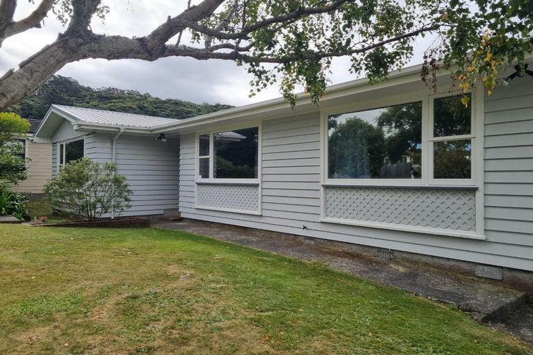 Photo of property in 1 The Companionway, Whitby, Porirua, 5024