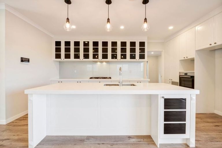 Photo of property in 13 Hangahai Road, Flat Bush, Auckland, 2019