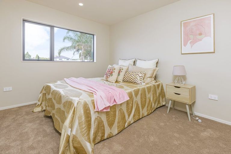 Photo of property in 8/43 Clevedon Road, Papakura, 2110