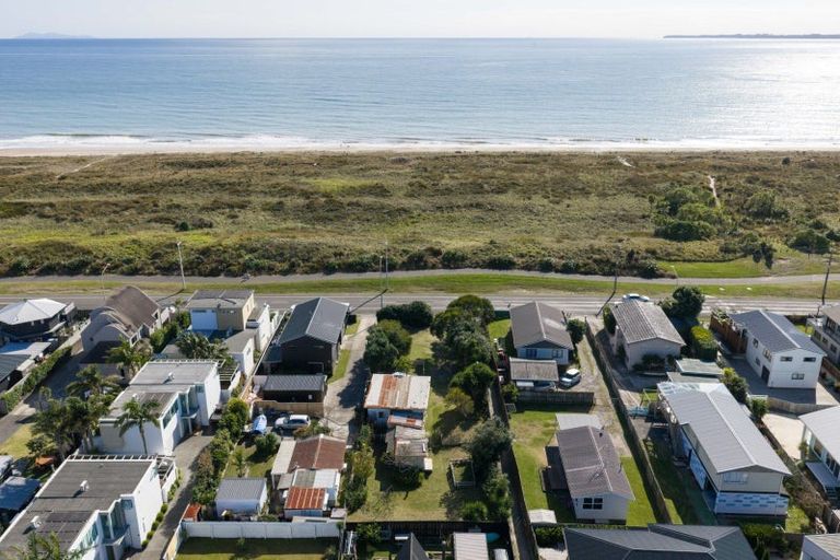 Photo of property in 808 Papamoa Beach Road, Papamoa Beach, Papamoa, 3118