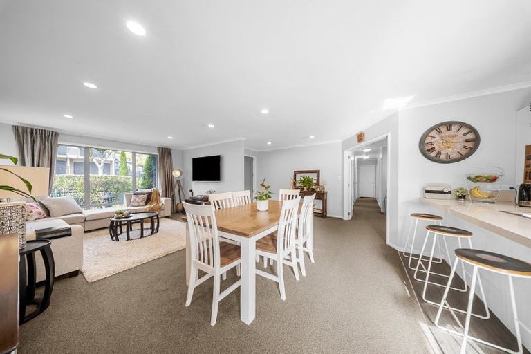 Photo of property in 2 Ballintoy Park Drive, Welcome Bay, Tauranga, 3175