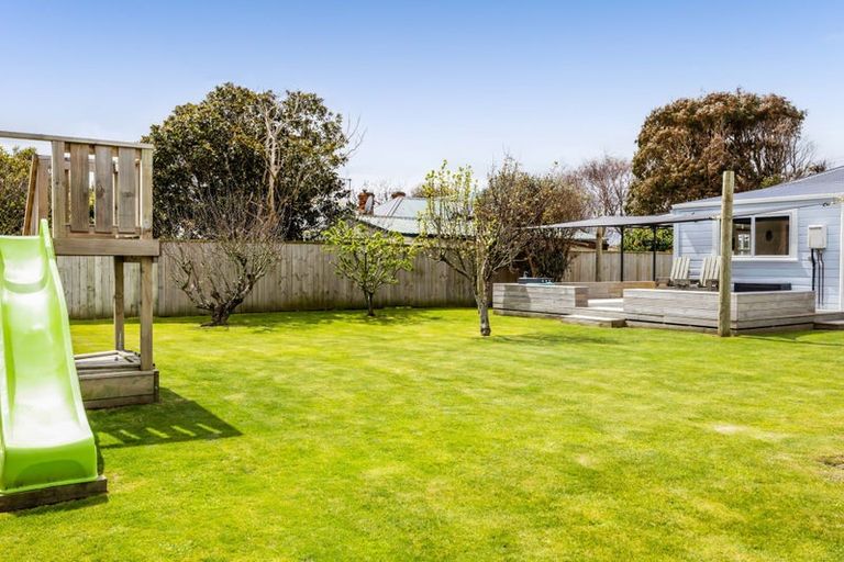 Photo of property in 107 Wilson Street, Hawera, 4610
