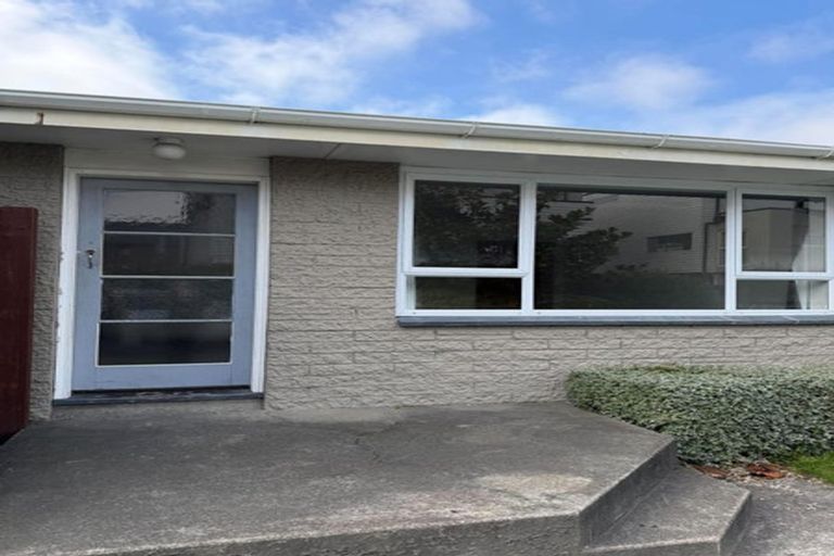 Photo of property in 2/410 Worcester Street, Linwood, Christchurch, 8011