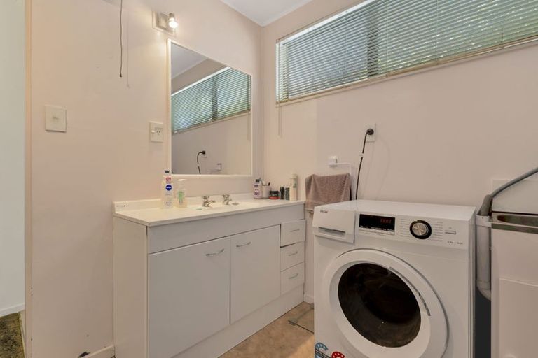 Photo of property in 18 Douglas Road, Amberley, 7410