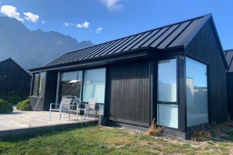 Photo of property in 3 Parera Lane, Jacks Point, Queenstown, 9371
