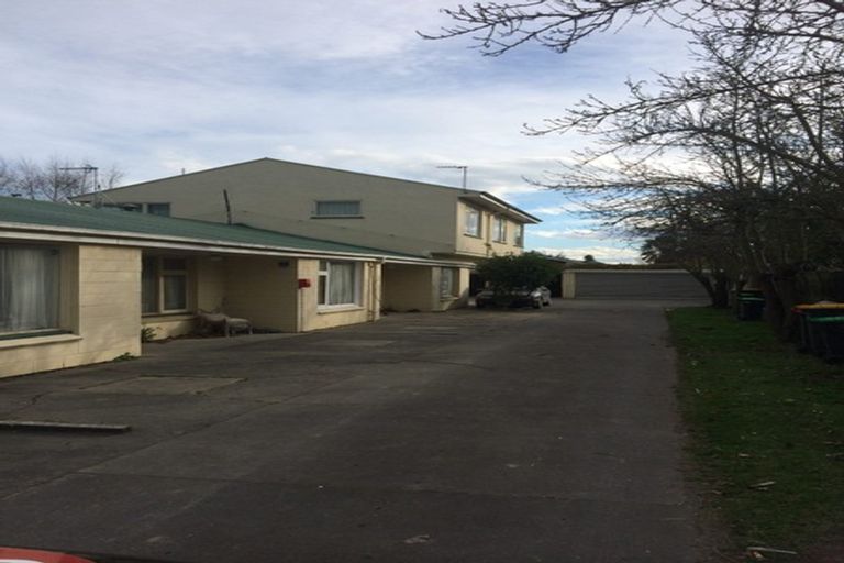 Photo of property in 2/33 Champion Street, Edgeware, Christchurch, 8013