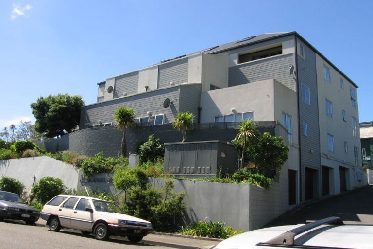 Photo of property in Coromandel Heights, 3/111 Coromandel Street, Newtown, Wellington, 6021
