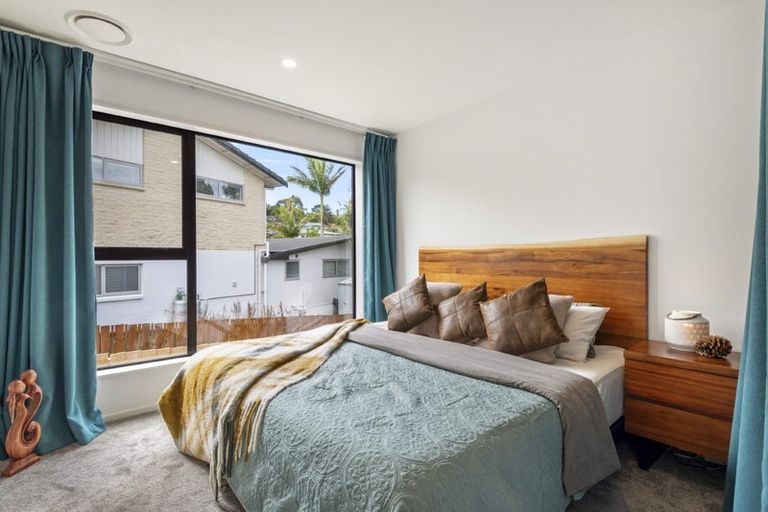 Photo of property in 132a Stapleford Crescent, Browns Bay, Auckland, 0630