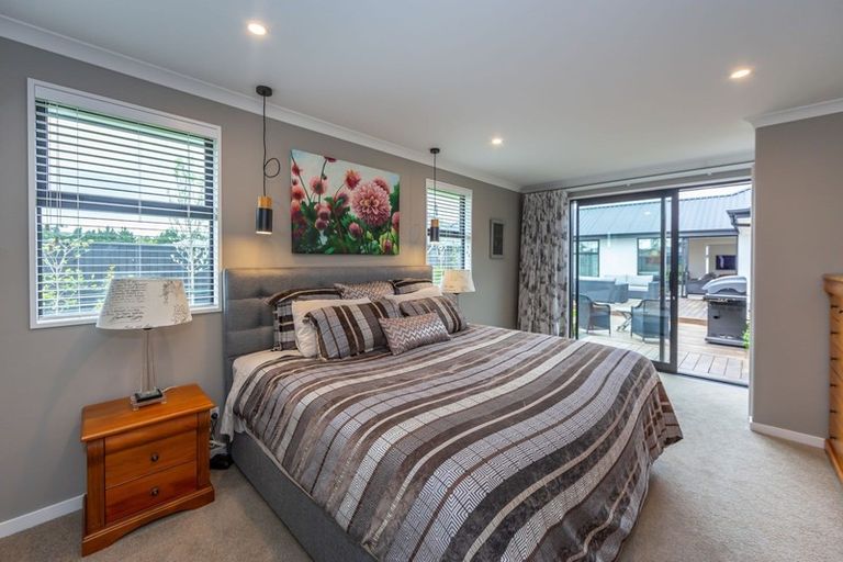 Photo of property in 20 Chimango Place, Rolleston, 7615