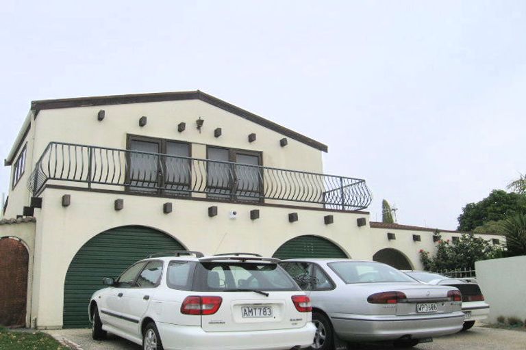 Photo of property in 49a Meeanee Road, Taradale, Napier, 4112