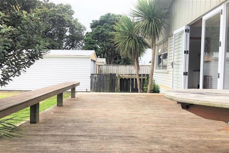 Photo of property in 54 Marama Crescent, Spotswood, New Plymouth, 4310