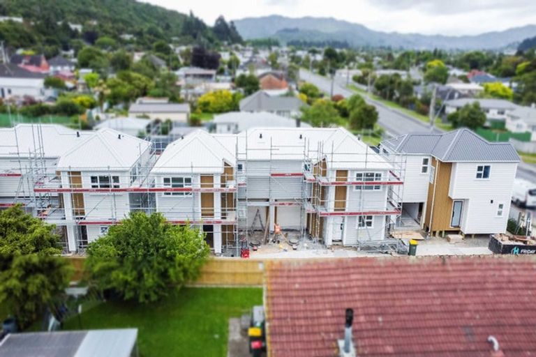 Photo of property in 82 Main Road, Wainuiomata, Lower Hutt, 5014