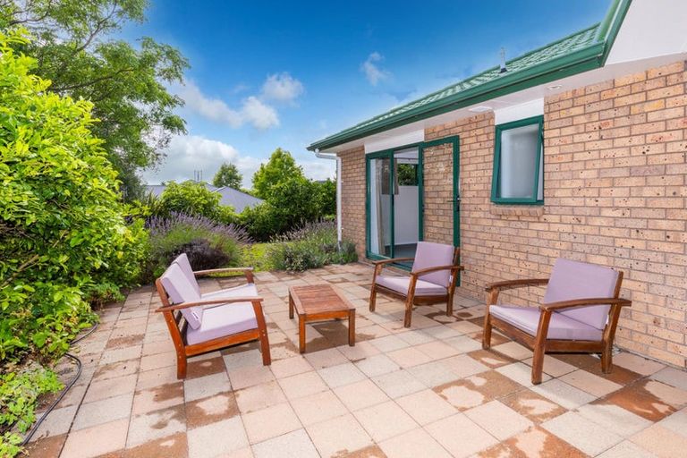 Photo of property in 17 Portobello Way, Huntington, Hamilton, 3210