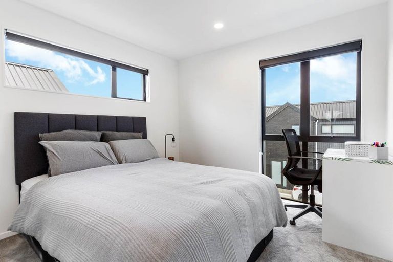 Photo of property in 6/12 Ayr Road, Pakuranga, Auckland, 2010