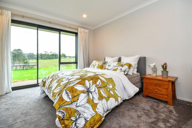 Photo of property in 48a Sinclair Road, Ararimu, Drury, 2579