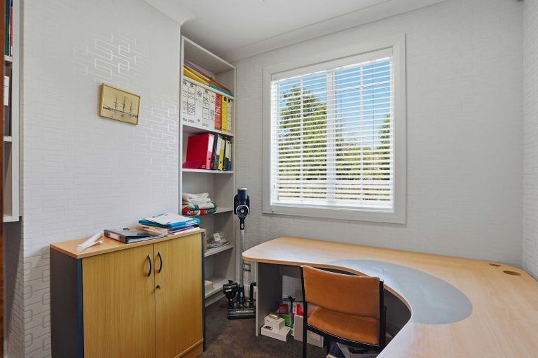 Photo of property in 20 Ruru Avenue, Otatara, Invercargill, 9879