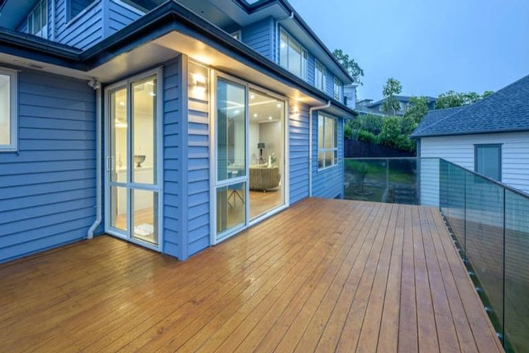 Photo of property in 72 Bur Oak Terrace, Schnapper Rock, Auckland, 0632