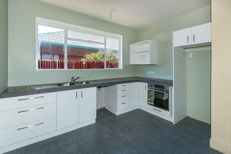 Photo of property in 66 Pacific Road, North New Brighton, Christchurch, 8083