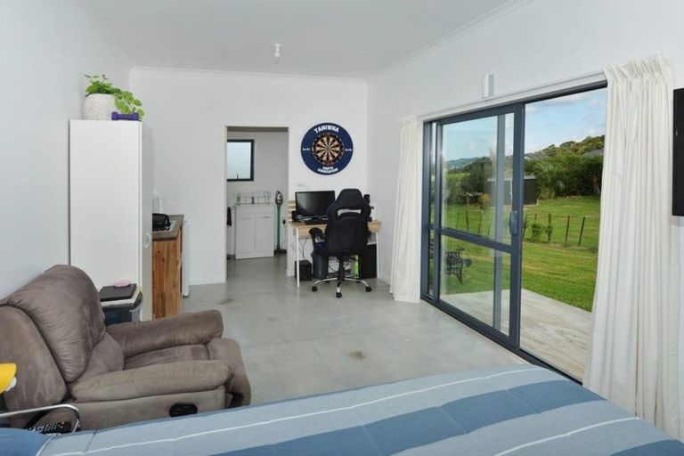 Photo of property in 20a Kiteone Road, Parua Bay, Whangarei, 0174