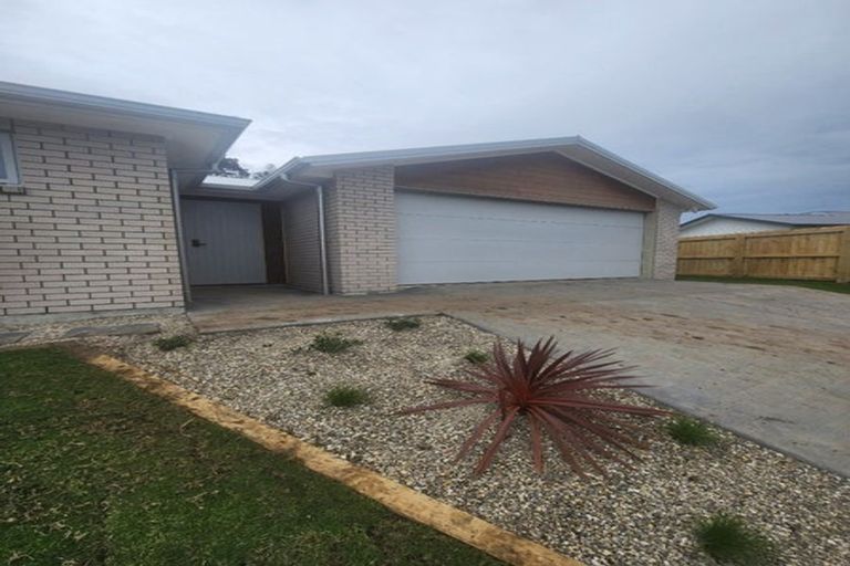 Photo of property in 1 Monterey Rise, Te Kamo, 0112