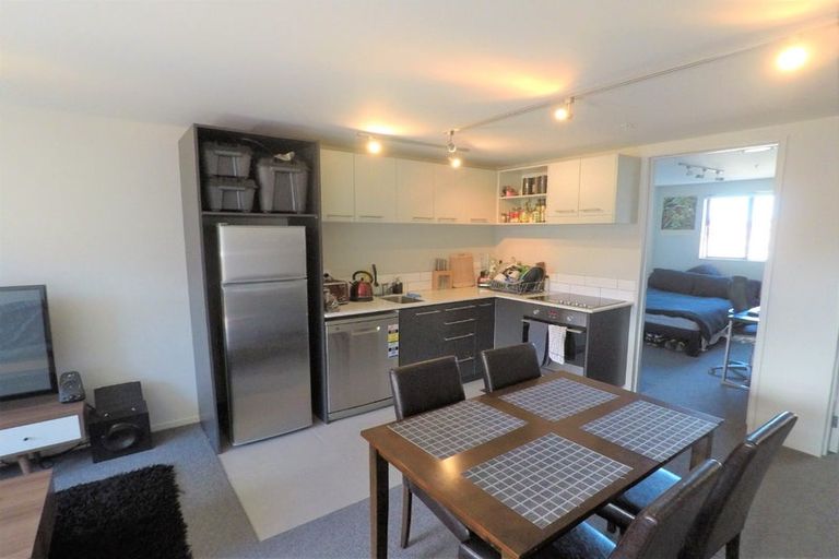 Photo of property in Detroit Apartments, 206/181u Tasman Street, Mount Cook, Wellington, 6021