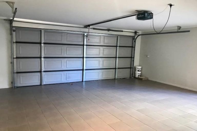 Photo of property in 29 Coachman Drive, Flat Bush, Auckland, 2016