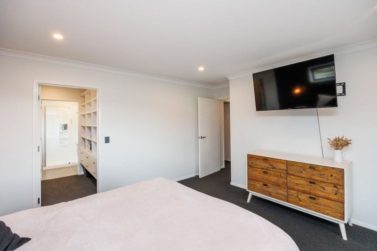 Photo of property in 13 Oxnam Place, Foxton Beach, Foxton, 4815