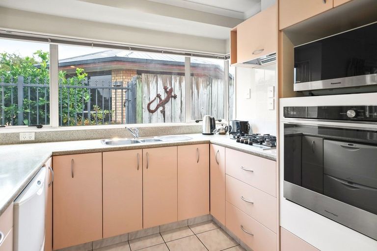 Photo of property in 18 Kingsford Mews, Hamilton East, Hamilton, 3216