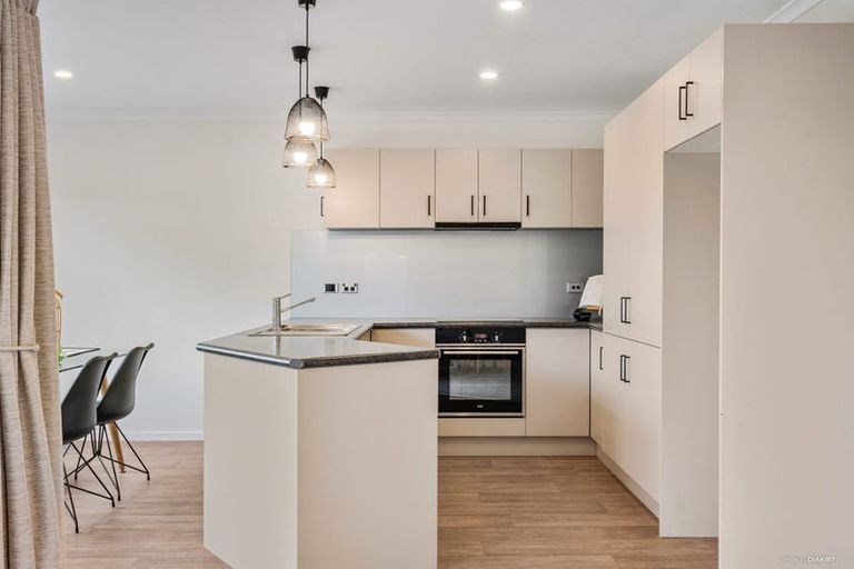 Photo of property in 160a Kitchener Road, Pukekohe, 2120
