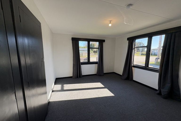 Photo of property in 23 Fraser Street, Waikiwi, Invercargill, 9810